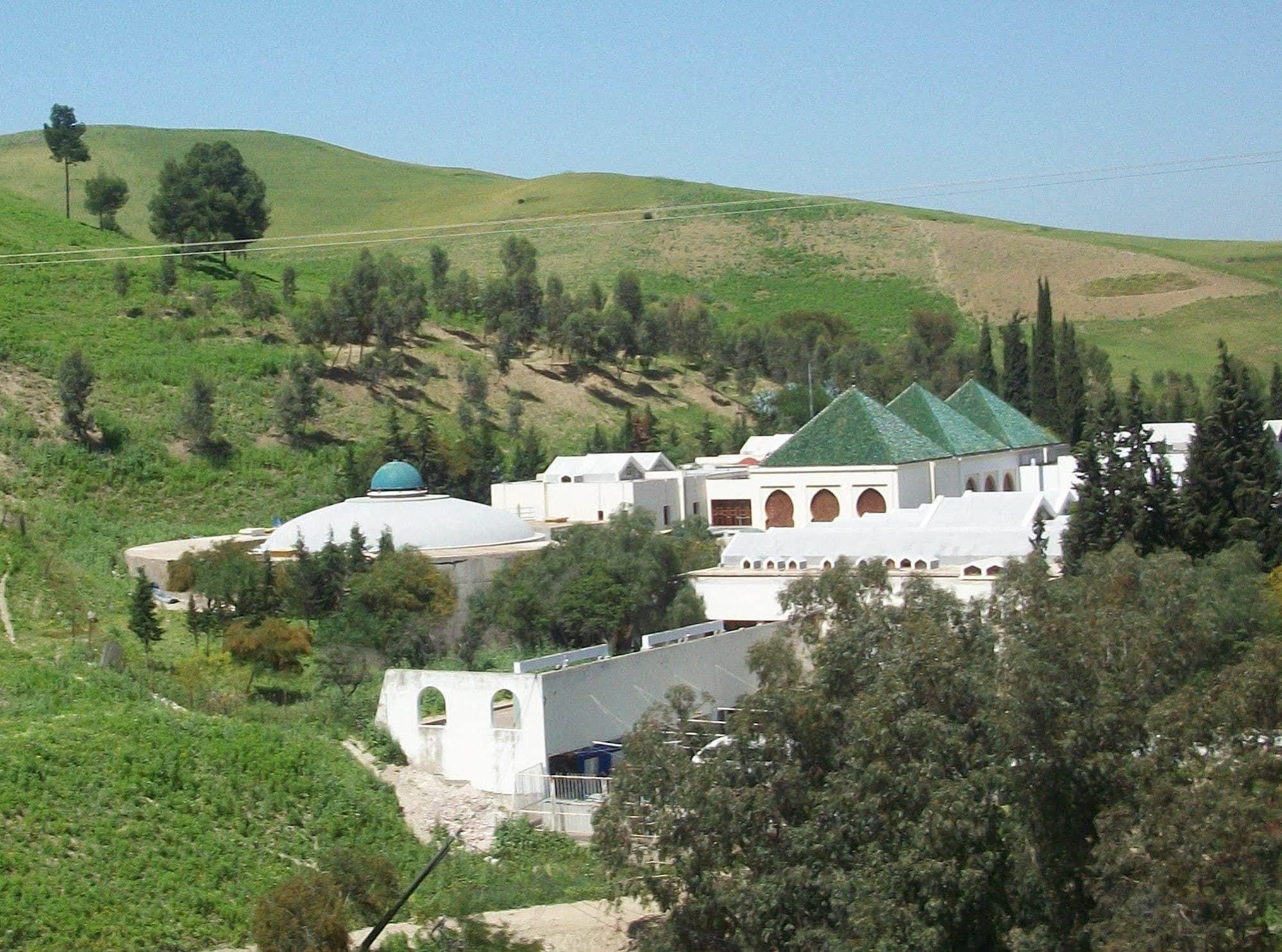 Hotel مولاي يعقوب المظهر الخارجي الصورة